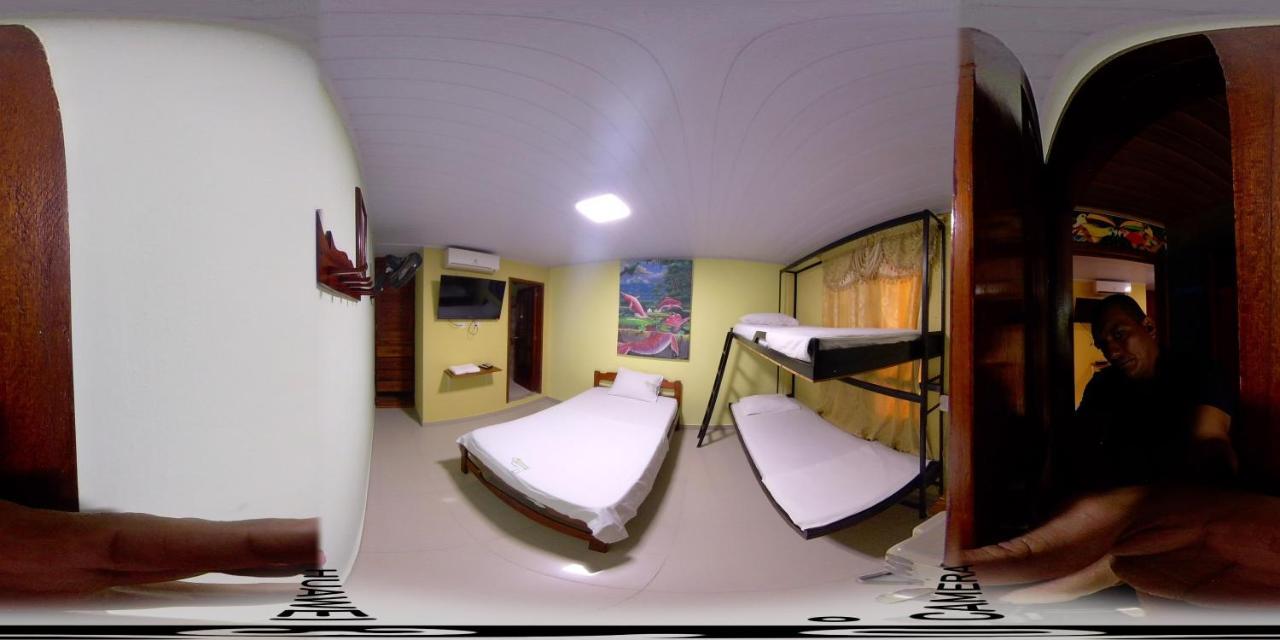 לטיסייה Hostal La Esperanza מראה חיצוני תמונה