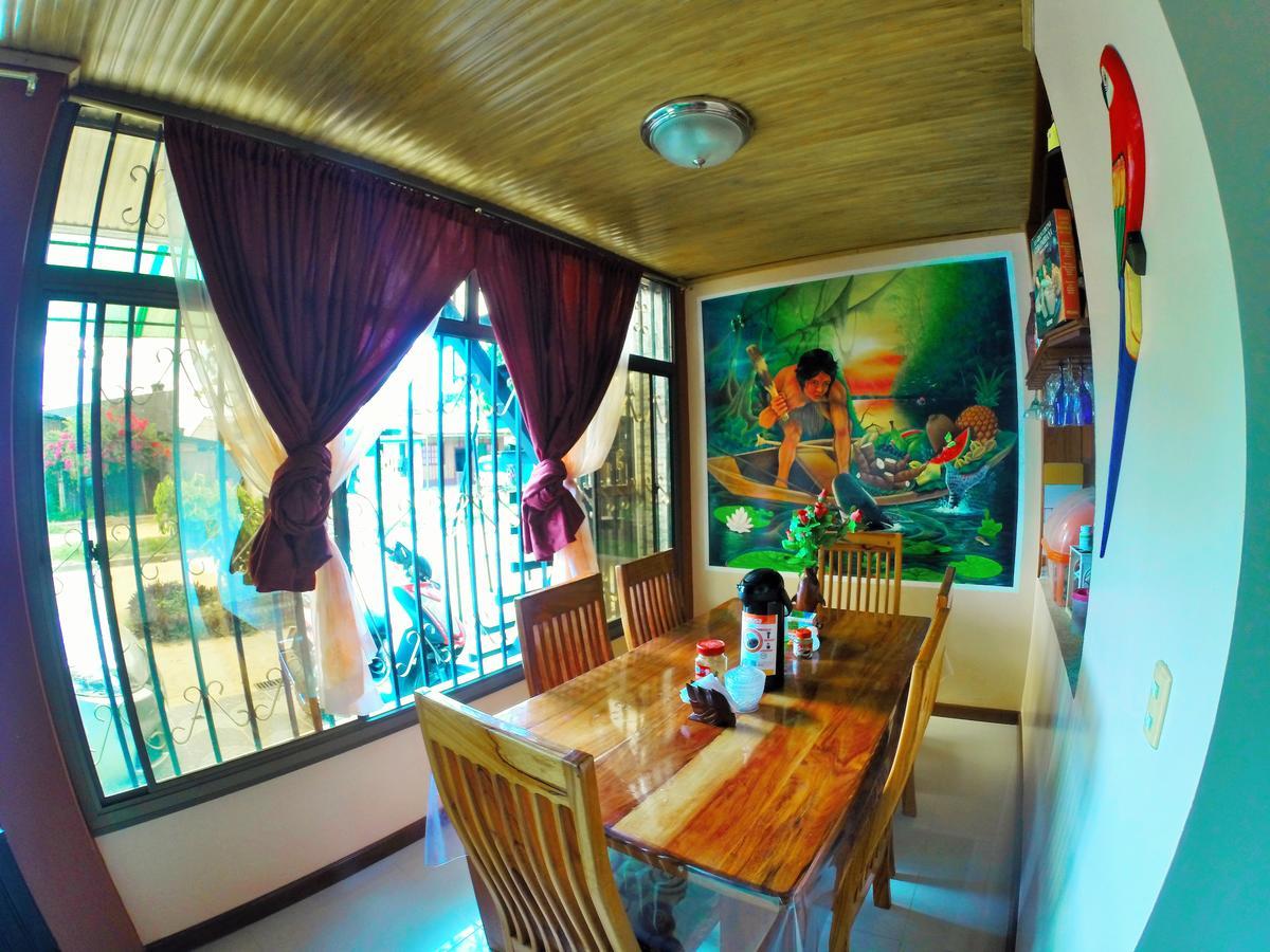 לטיסייה Hostal La Esperanza מראה חיצוני תמונה