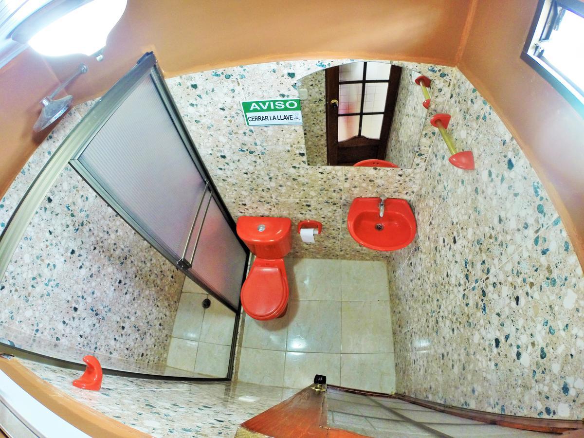 לטיסייה Hostal La Esperanza מראה חיצוני תמונה